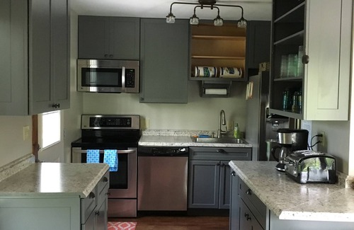 Put-in-Bay House | 4 Bedroom 2 bath home that sleeps 13 on a large lot