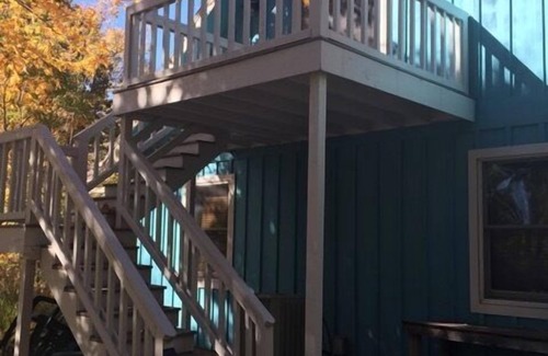 Put-in-Bay House | 4 Bedroom 2 bath home that sleeps 13 on a large lot