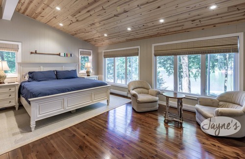 Minett Cottage | 4 bedroom, 2 Bath, Quiet Bruce Lake, Minett, Privacy!