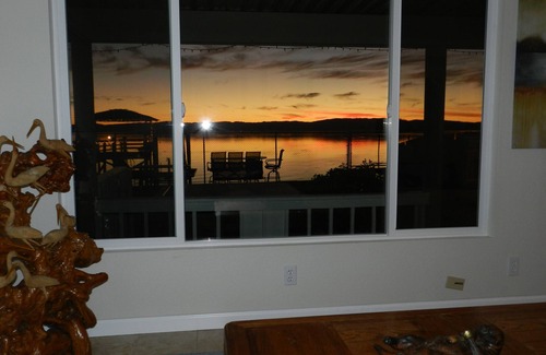 Lucerne House | 4 Bedroom 3 Bath Lakefront SEPTEMBER 27 KELSEYVILLE PEAR FESTIVAL GREAT EVENT