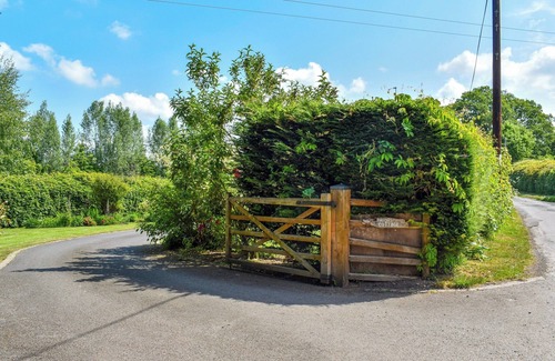 Westbrook Court Cottage | 4 bedroom accommodation in Clifford, near Hay-on-wye