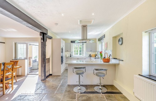 Montgomery Cottage | 4 bedroom accommodation in Montgomery