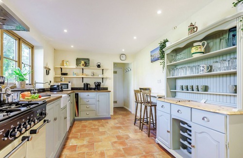 Smallridge Cottage | 4 bedroom accommodation in Axminster