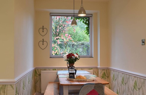 Clitheroe Cottage | 4 bedroom accommodation in Cow Ark, near Clitheroe