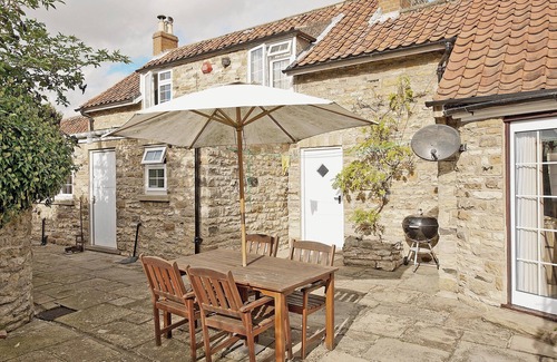Thornton Dale Cottage | 4 bedroom accommodation in Thornton-Le-Dale, near Pickering