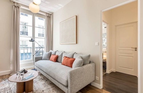 Vivienne Apartment | 4 bedroom apartment near Palais Royal