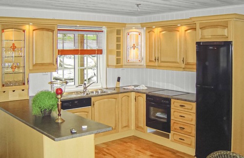 Hundeidvik House | 4 bedroom beautiful home in Hundeidvik