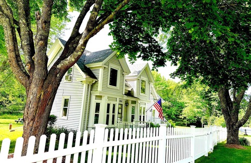 Salsbury Cove House | 4 bedroom beautifully decorated 'Down East ' retreat!