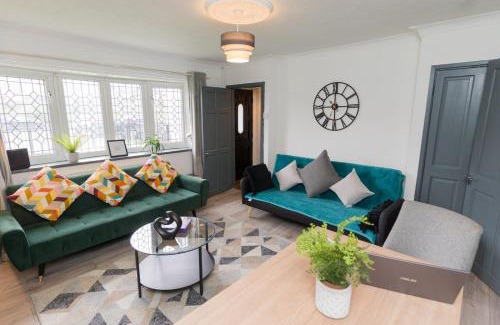 Cradley House | 4 bedroom cosy home Birmingham