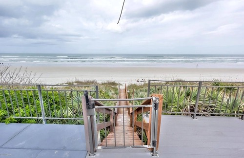 Ponce Inlet House | 4-bedroom direct beachfront. Non-drive beach with pool in fabulous Daytona Beach