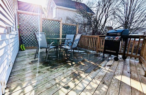 Somersworth House | 4-bedroom home near Berwick/Portsmouth (beaches, shopping, trails and more)!