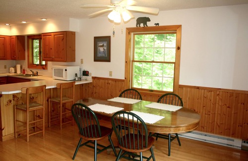 Stratton House | 4 Bedroom House Conveniently Located Between Stratton Mountain and Mount Snow
