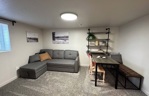 American Fork House | 4-bedroom house in charming American Fork with WiFi, close to recreation center