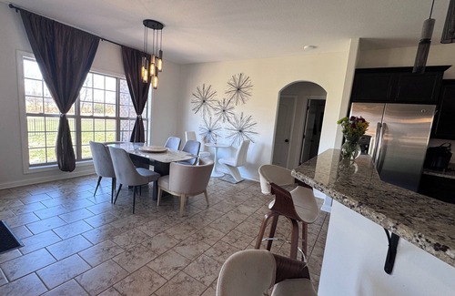 Clarksville House | 4-bedroom house sleeps 11 in peaceful Clarksville