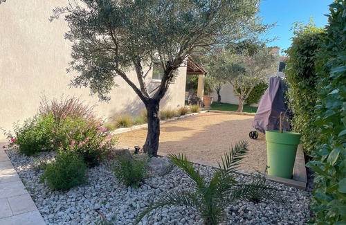 Coudoux House | 4 bedroom house with private pool