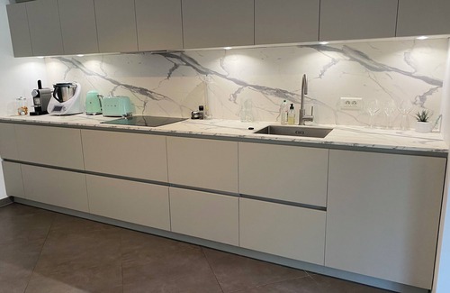 Merignac House | 4 bedroom house with swimming pool close to the city center.