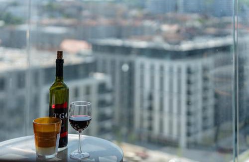 Sarajevska Apartment | 4 bedroom luxury apartment with park & river view