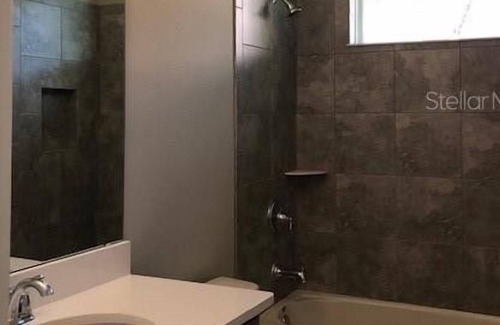 Kissimmee Apartment | 4 Bedroom Single family 421853 by Houzlet