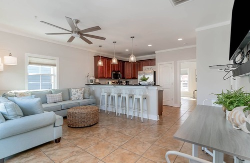 Myrtle Beach House | 4 Bedroom! Snowbirds Welcome! Steps to Beach!