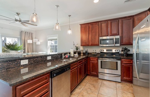 Myrtle Beach House | 4 Bedroom! Snowbirds Welcome! Steps to Beach!