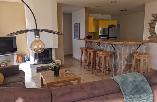 Messanges House | 4 bedroom villa with swimming pool, in a large lush garden, 3km from the beaches