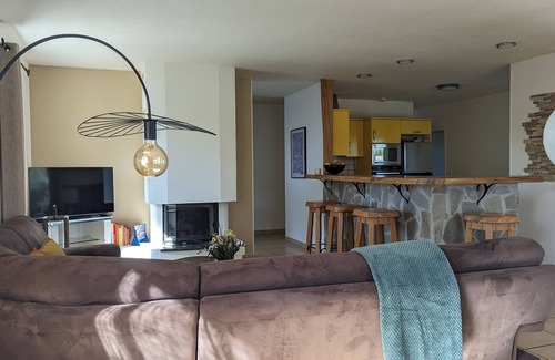 Messanges House | 4 bedroom villa with swimming pool, in a large lush garden, 3km from the beaches