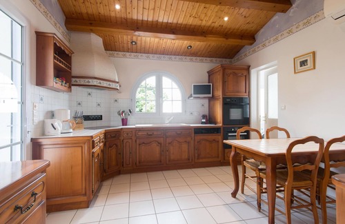 Sainte-Marie-de-Re House | 4 Bedrooms Private Vacation Home In Sainte-Marie-De-Ré