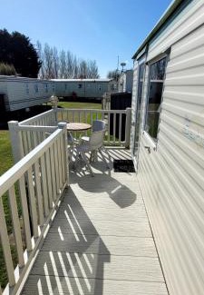 Chapel Saint Leonards Apartment | 4 Berth Static Caravan Golden Palm Resort with Decking
