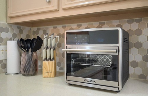 Barker House | 4 BR, 2.5 BA Modern Comfort Home, Fire Pit, Family Friendly