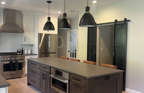 Montville House | 4-BR house w/AC, gym, game room, 30 mins to MetLife for World Cup!
