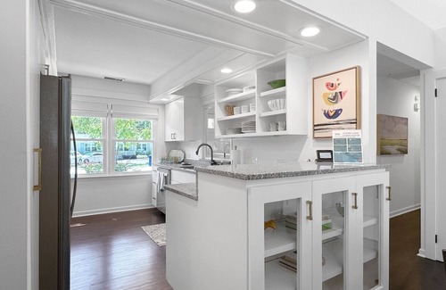 Isle of Palms House | 4 BR IOP Beach Rental with Private Pool & Hot Tub