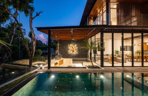 Pererenan Villa | 4 BR River Paradise Villa by MAR Bali