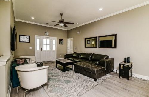 Crescent Beach House | 4 BR Stunning House Near Beach and Main St