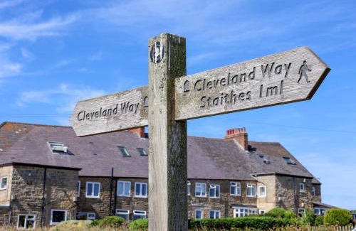 Hinderwell Apartment | 4 Cliff Cottages
