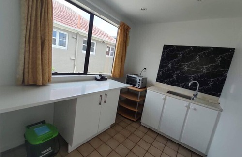 Mount Albert Ski Chalet | 4 double and 2 Sofa Beds in 2 Bedroom