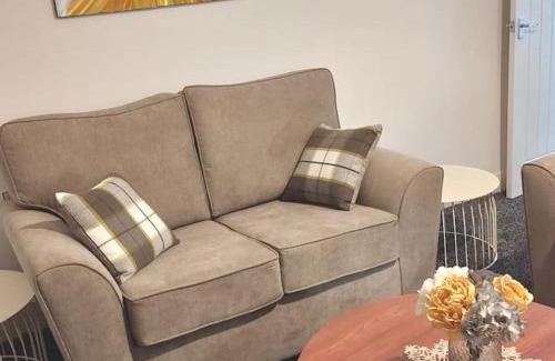 Accrington Apartment | 4 Double Bedroom House in Accrington sleeps 6