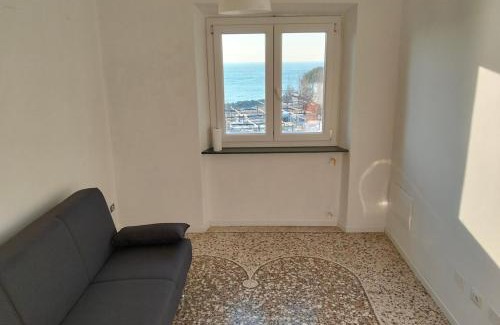 Savona Apartment | 4 Finestre sul mare
