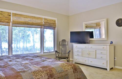 West Beach House | 4 Greensward