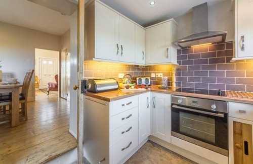 Burnham Deepdale House | 4 Harbour View, Brancaster Staithe, Norfolk