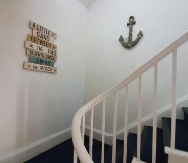 Rhos on Sea Apartment | 4 Harbour Views