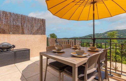 La Garde-Freinet House | 4* House | 70m² | Swimming Pool | Parking | Wi-Fi | Air Conditioning