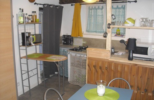 Gordes Apartment | 4 km from Gordes, Gite 2 persons