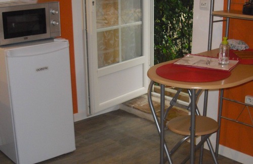 Gordes Apartment | 4 km from Gordes, Gite 2 persons