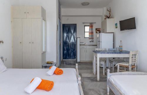 Kipri House | 4 Kypri Seaview Perasma Studio