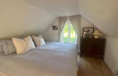 New Forest District Bed & Breakfast | 4 Lisle court cottages