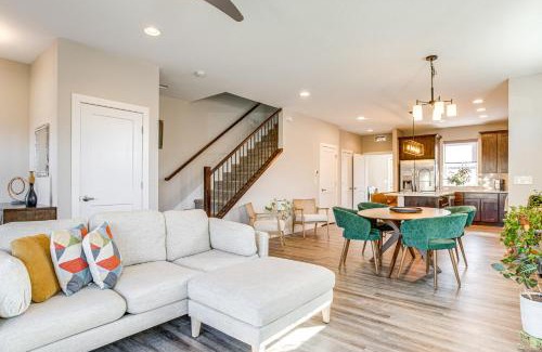 Villa Park House | 4 Mi to Dtwn Pet-Friendly Gem in Denver!