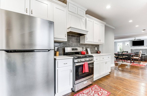 Westview House | 4 Mi to Dtwn: Relaxing Escape w/Yard in Atlanta