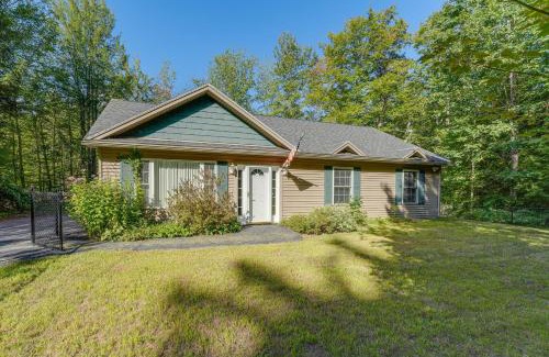 Naples House | 4 Mi to Long Lake! Secluded Haven with Fenced Yard