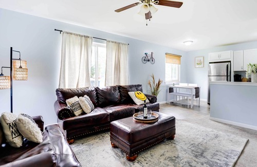 Mitchell Cottage | 4 Mi to Michigan Stadium: Cozy Home w/Fire Pit!