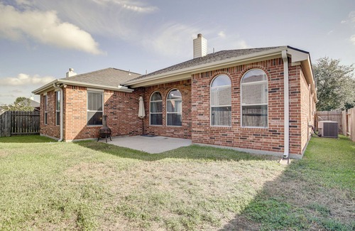 Klein Cottage | 4 Mi to Six Flags: Spring Vacation Home